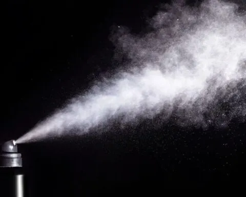 Japon : un homme diffuse une substance inconnue dans un centre commercial, une vingtaine de blessés