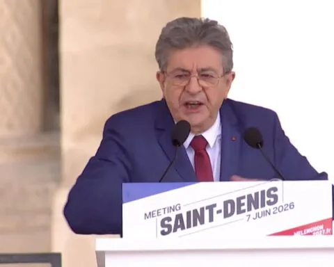 Jean-Luc Mélenchon lance sa campagne à Saint-Denis avec la retraite à 60 ans, les salaires et la « Nouvelle France » au cœur du discours(VIDÉO)