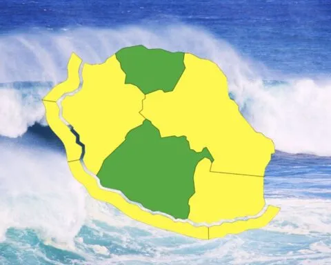 Vigilance jaune à La Réunion : vent fort et houle australe sous surveillance dès ce samedi soir